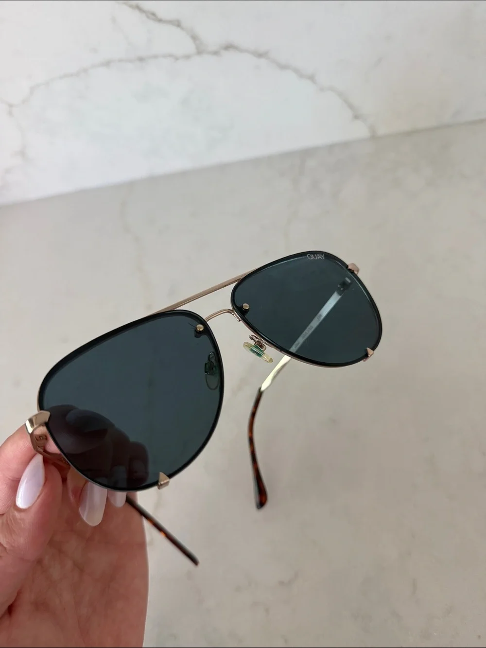 Quay Australia stylish aviator